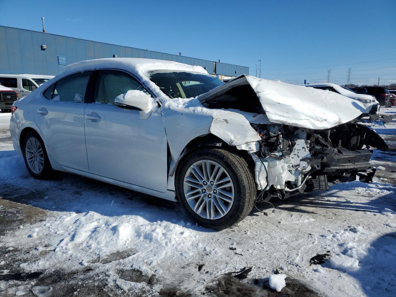 2015 Lexus ES - Image 4