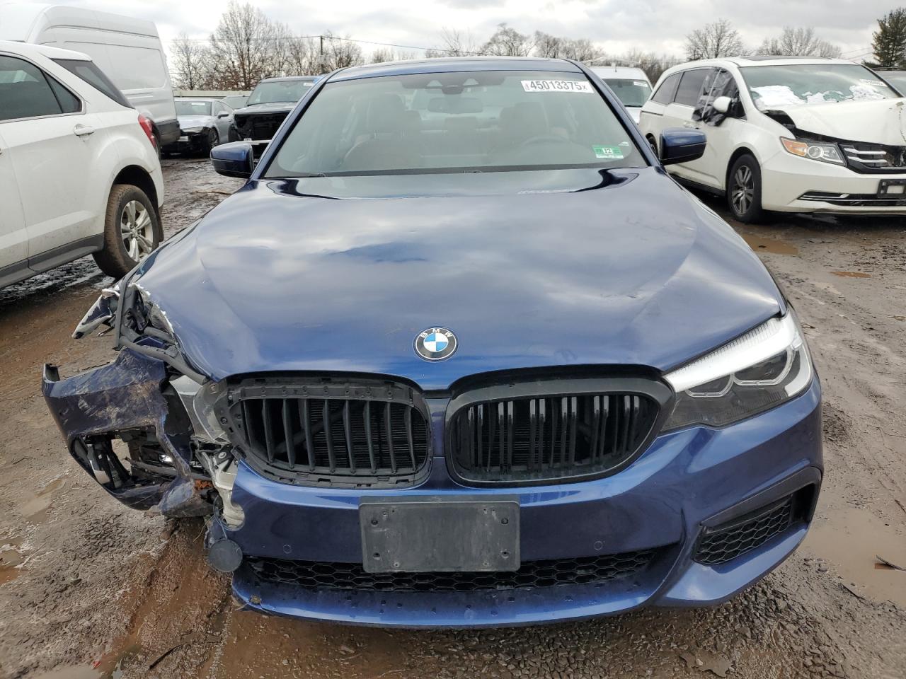 WBAJE7C57KWW14577 BMW 5 Series 2019. Фото: 4