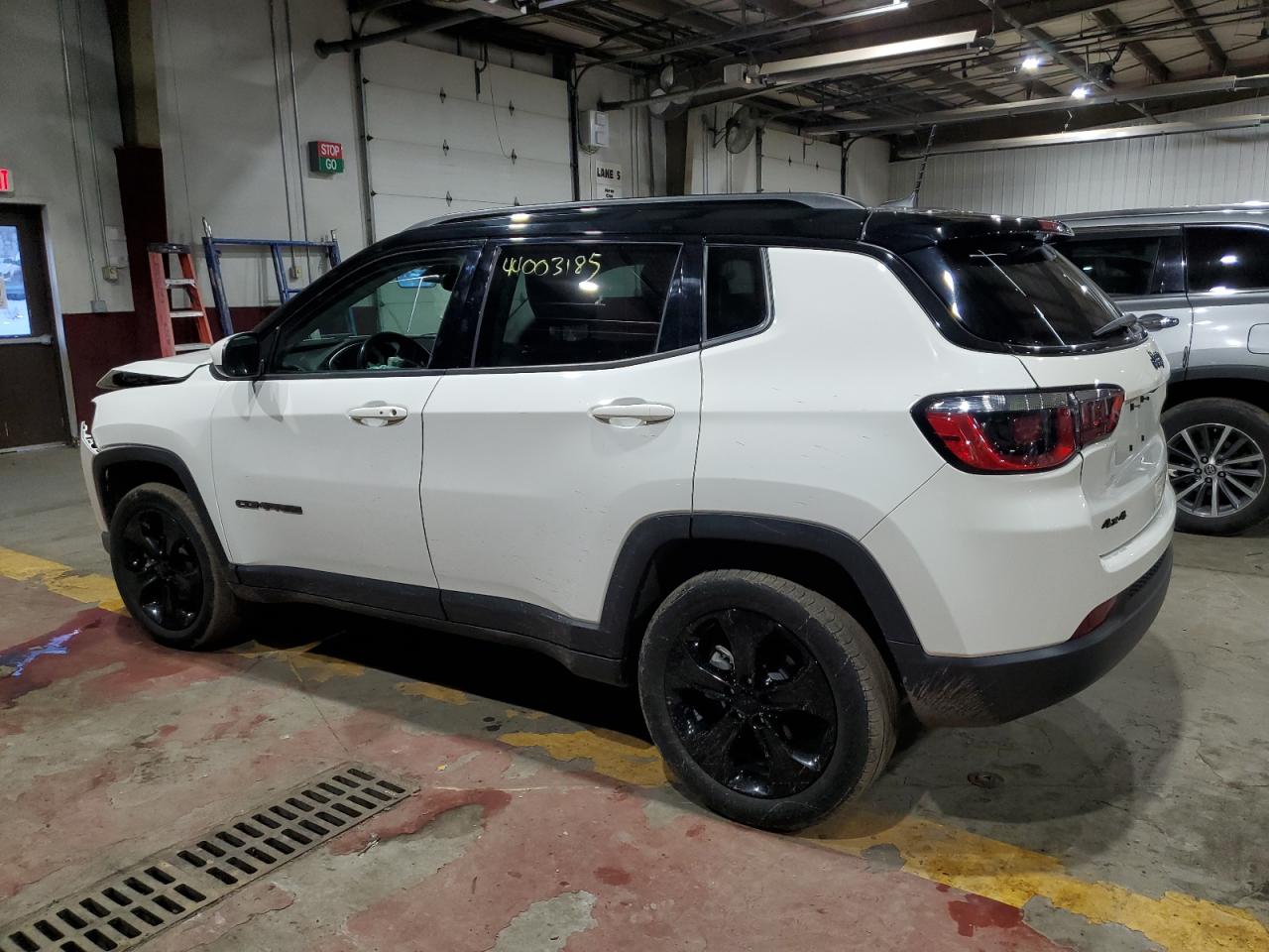 2020 Jeep Compass - Image 2