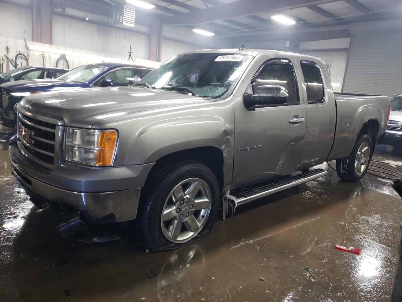 2013 GMC Sierra - Image 1