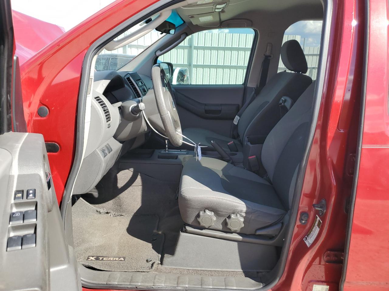 2010 Nissan XTerra - Image 7