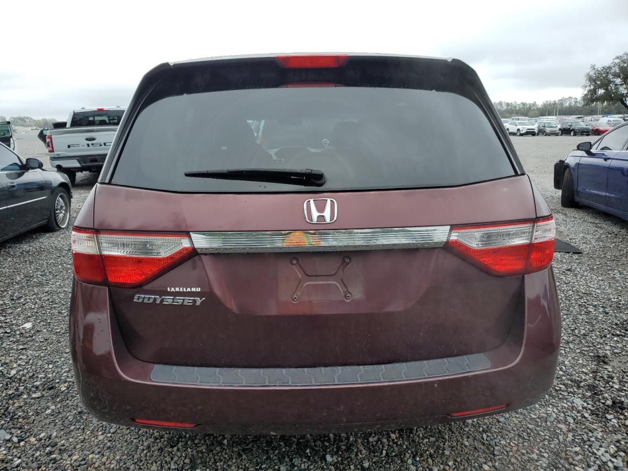2011 Honda Odyssey - Image 6