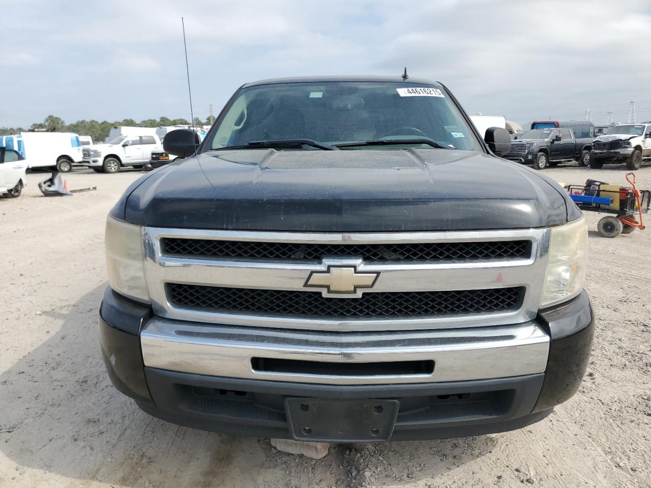 2011 Chevrolet Silverado - Image 5