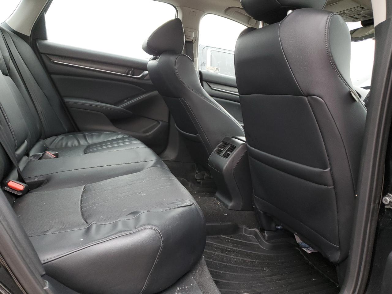 2018 Honda Accord - Image 10