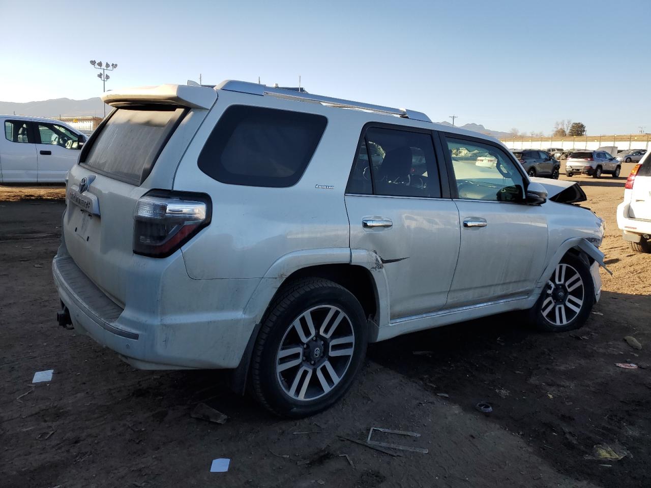 2016 Toyota 4Runner - Image 3