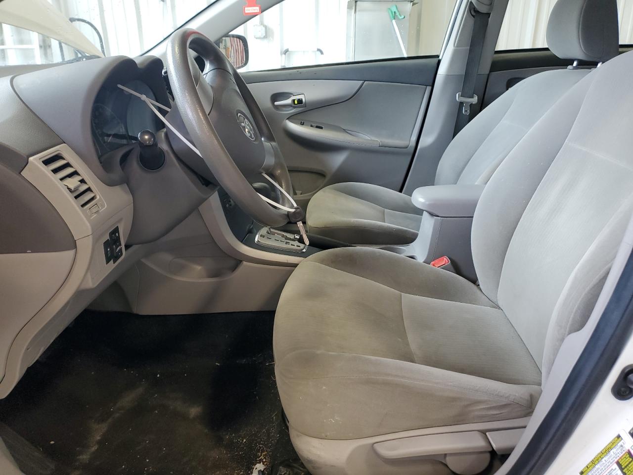 2010 Toyota Corolla - Image 7