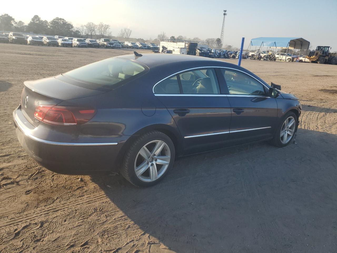 2013 Volkswagen Passat CC - Image 3