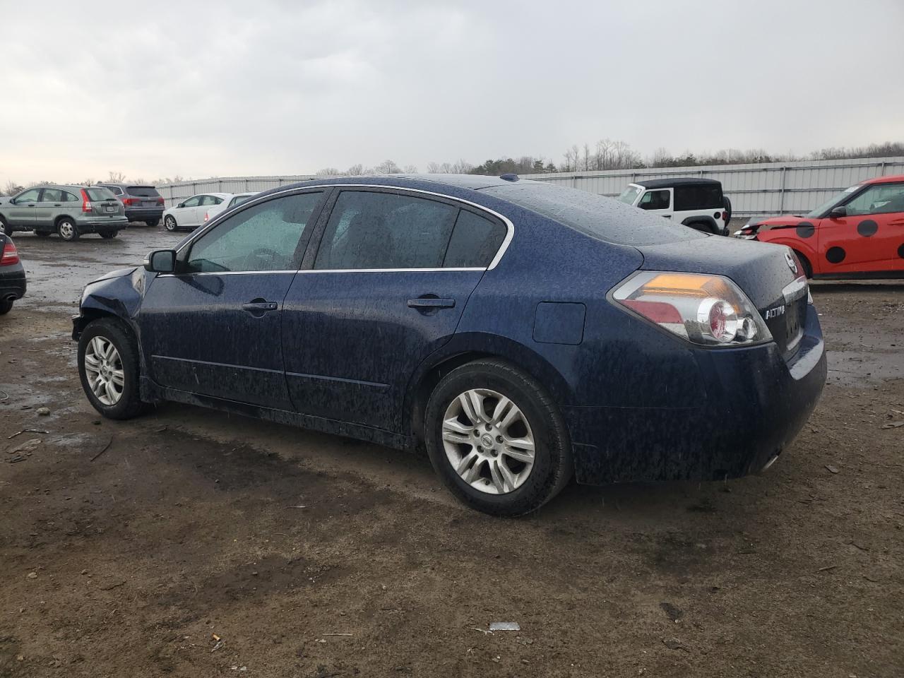 2011 Nissan Altima - Image 2