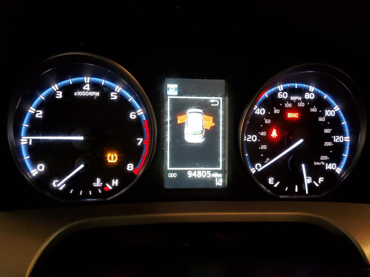 2018 Toyota RAV 4 - Image 9