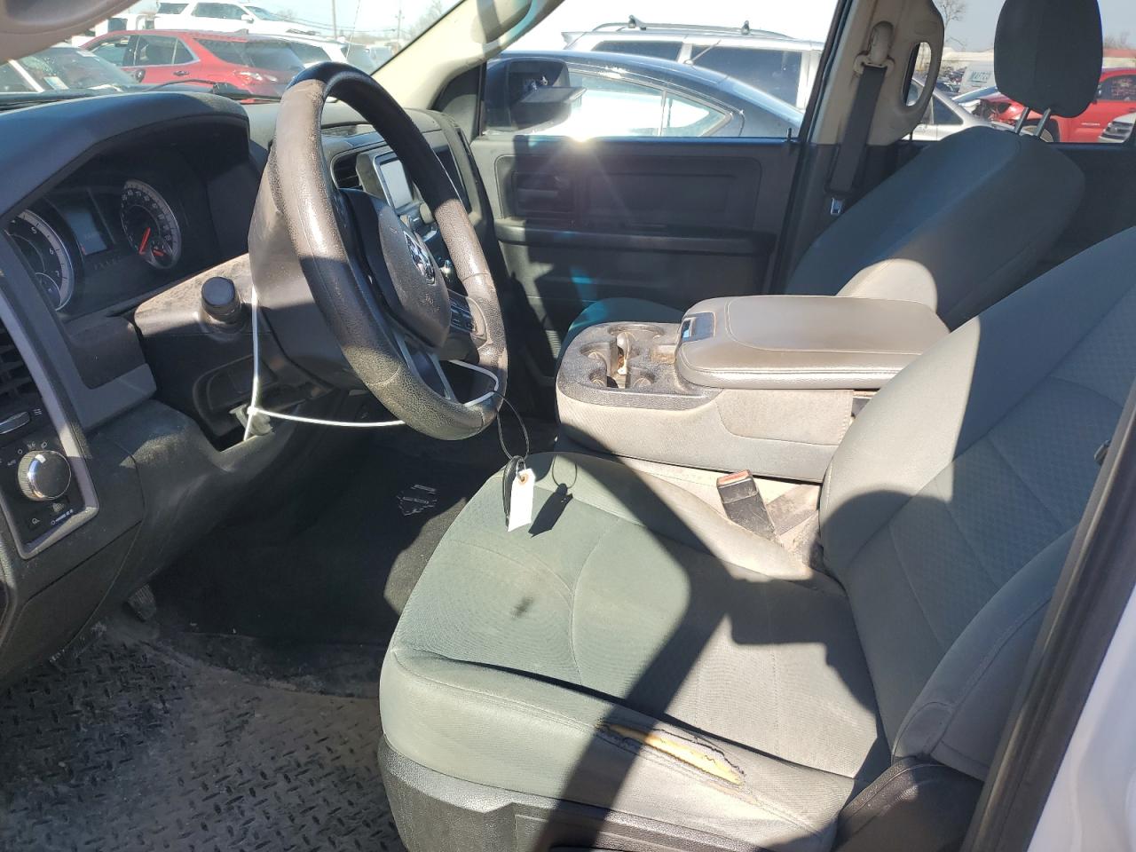 2016 RAM 1500 - Image 7