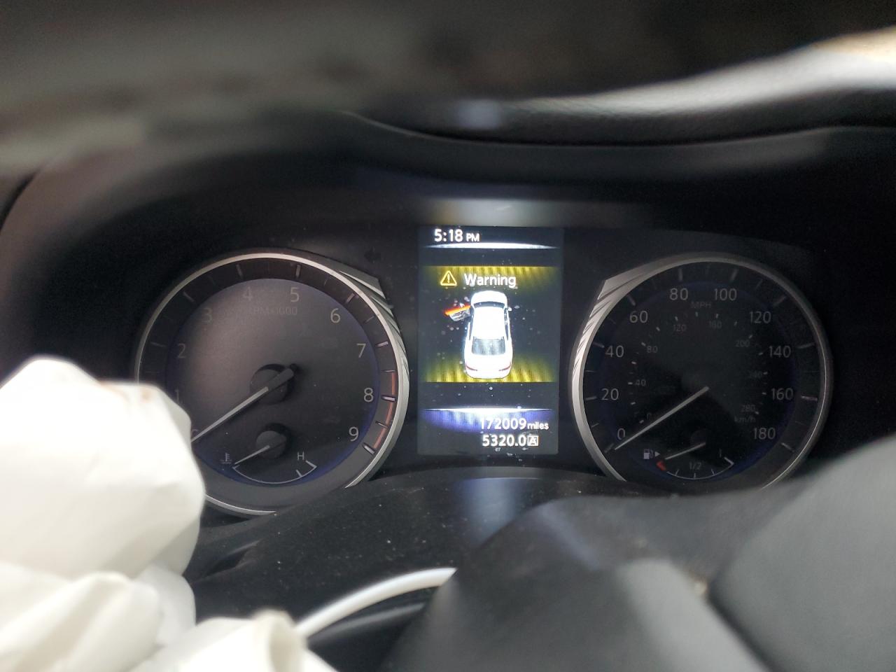 2015 Infiniti Q50 - Image 9