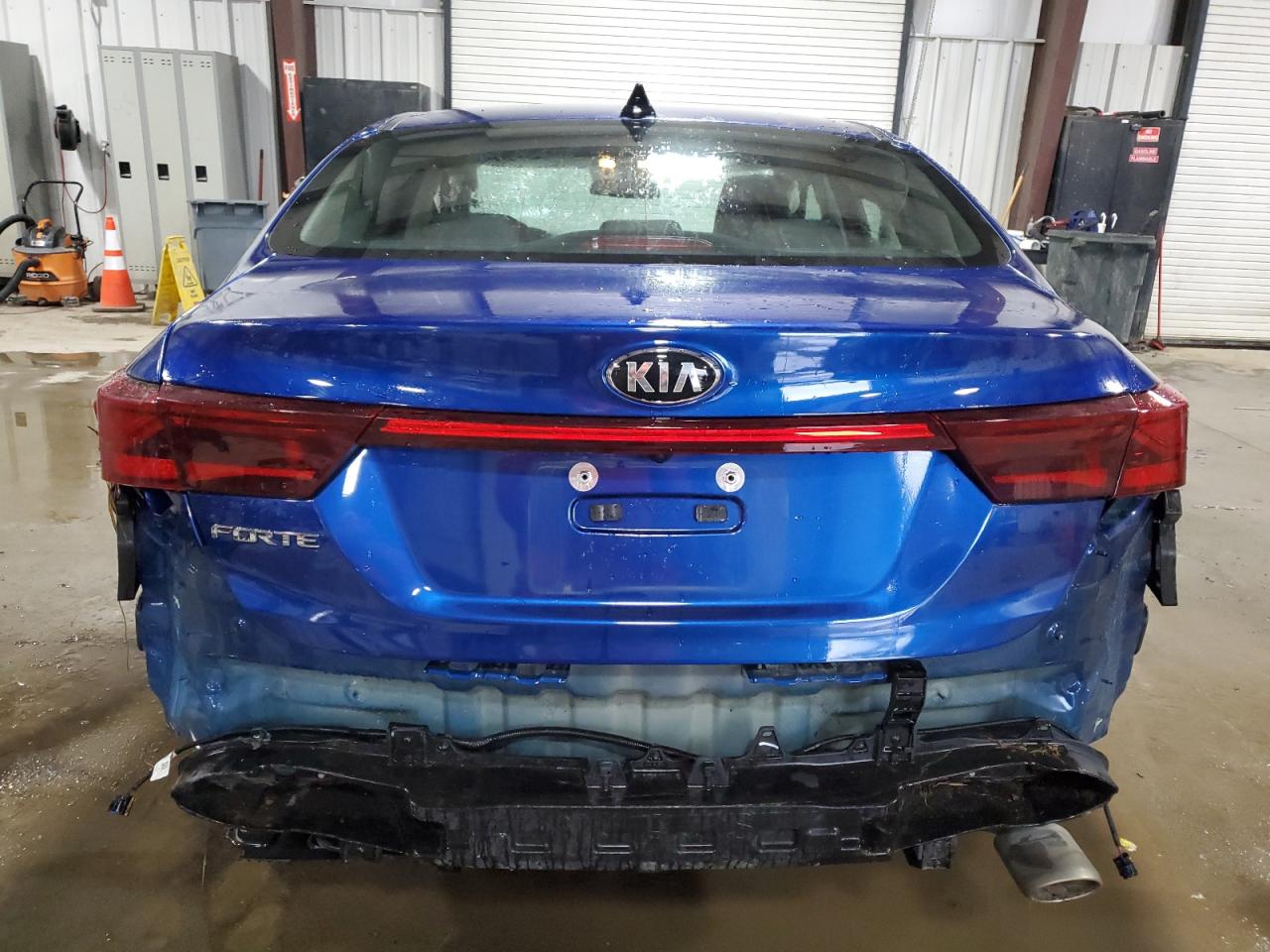 2021 Kia Forte - Image 6