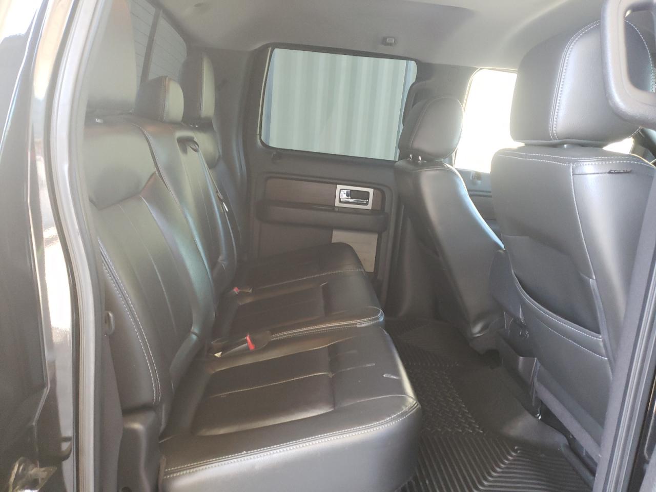 2013 Ford F-150 - Image 10