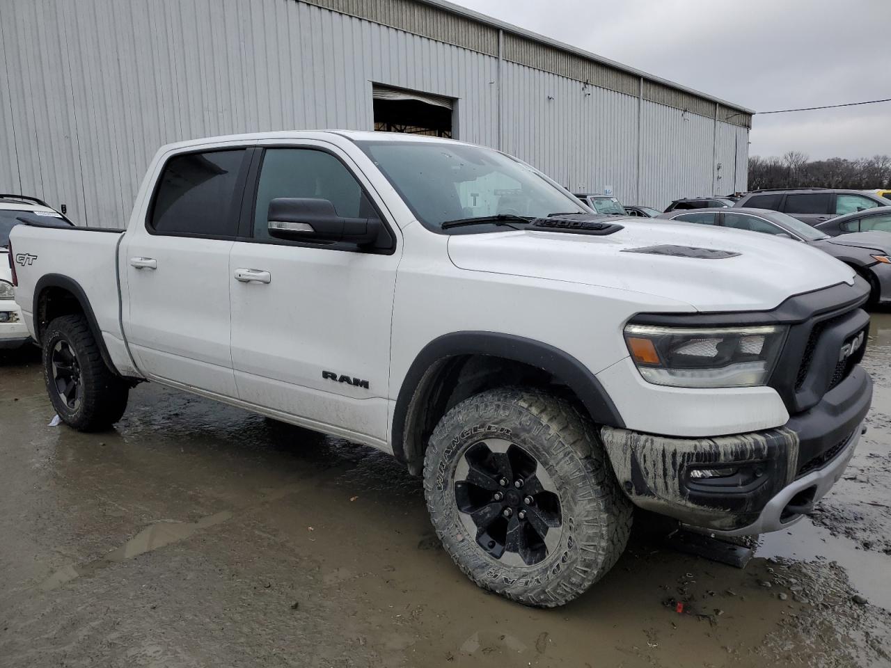 2022 RAM 1500 - Image 4