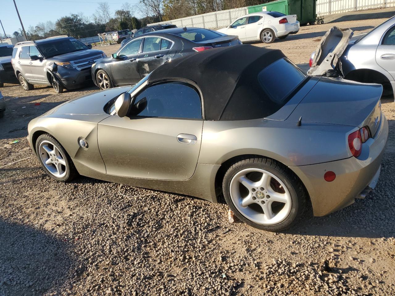 2005 BMW Z4 - Image 2
