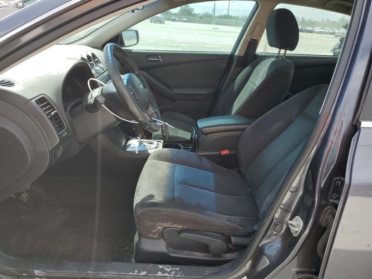 2012 Nissan Altima - Image 7