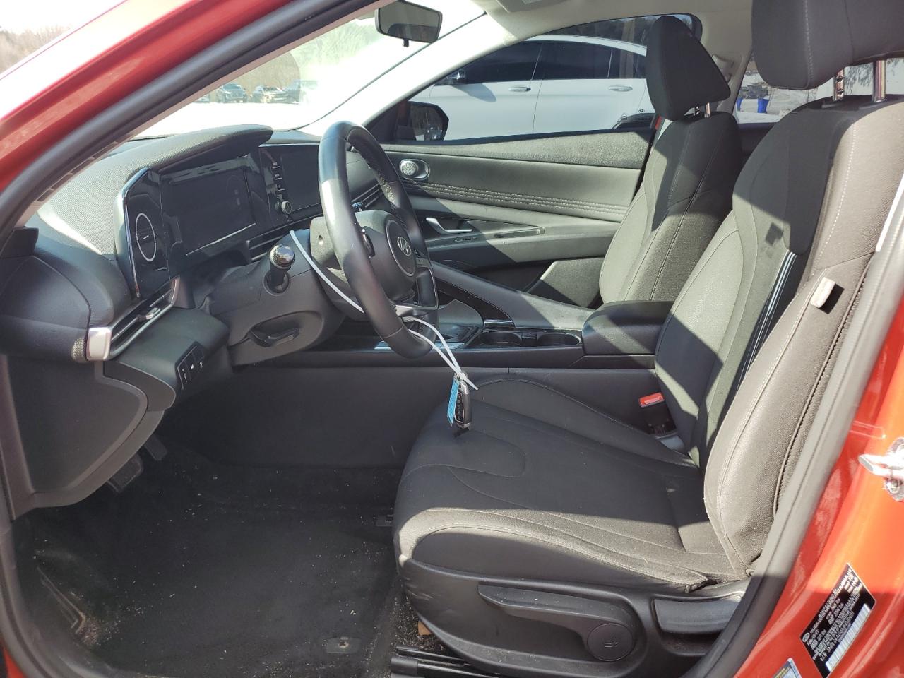 2021 Hyundai Elantra - Image 7