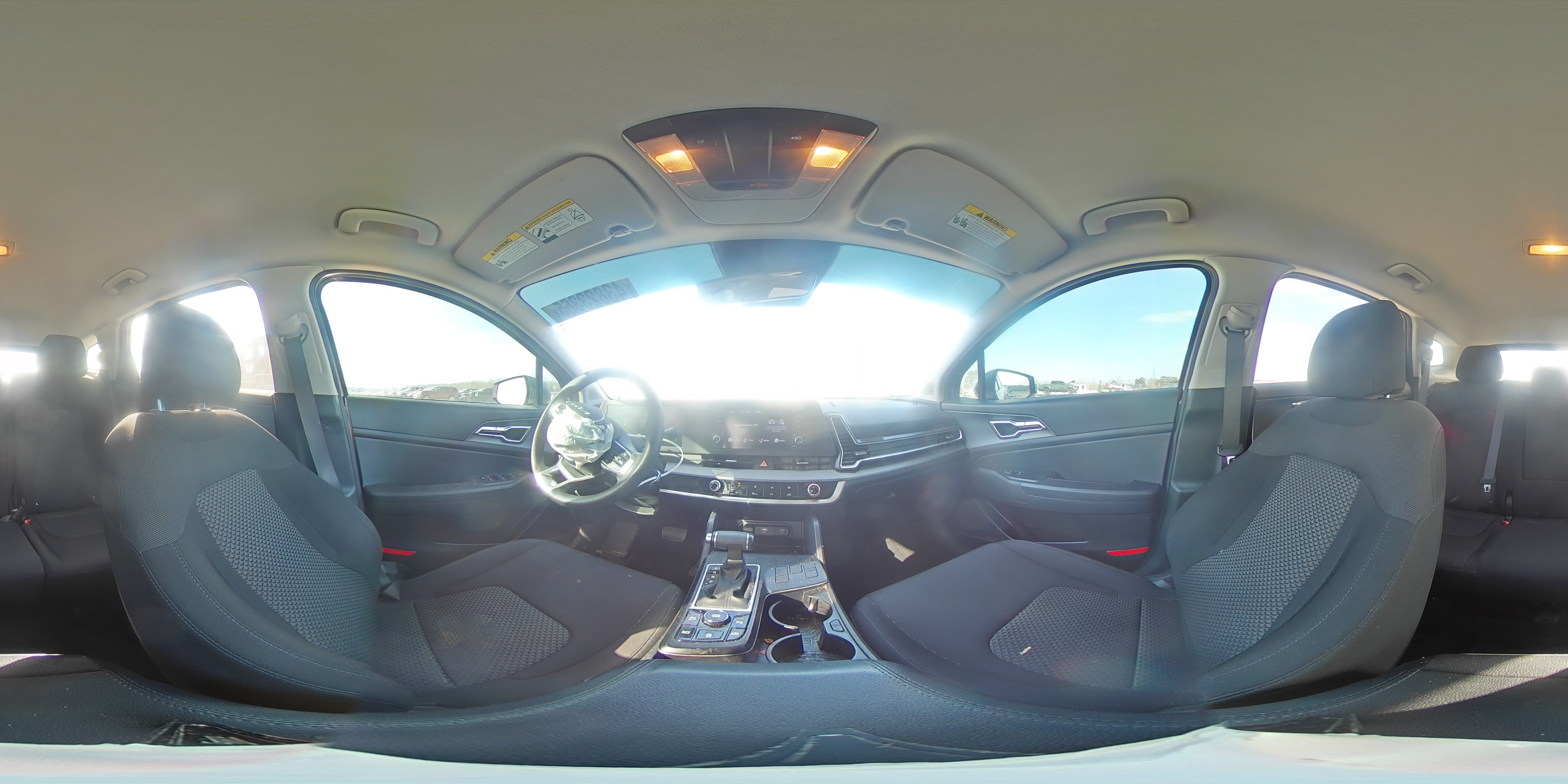 2023 Kia Sportage - Image 14