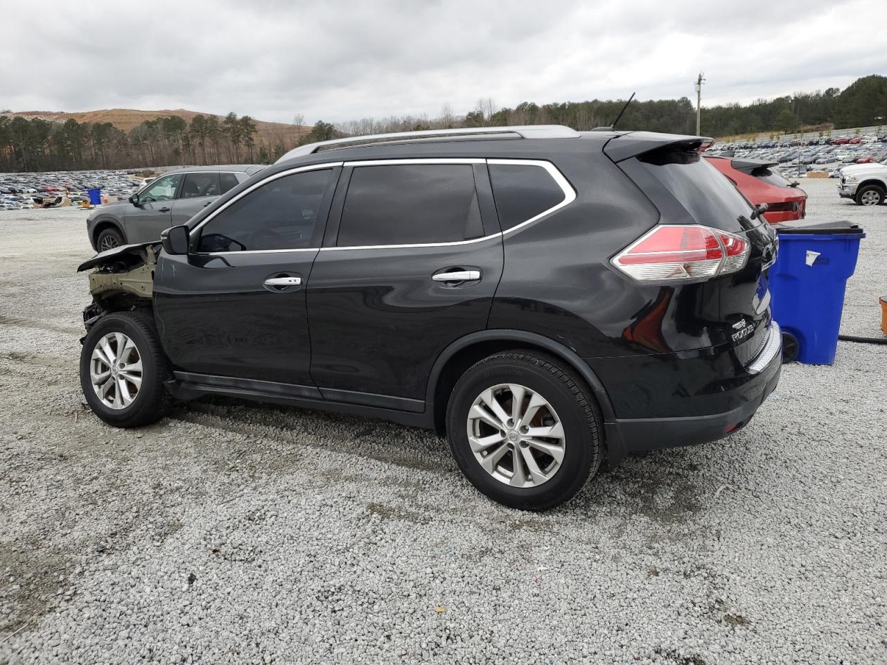 2016 Nissan Rogue - Image 2