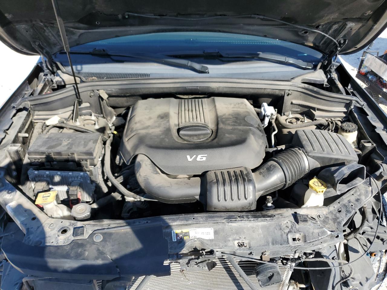 2014 Jeep Grand Cherokee - Image 12