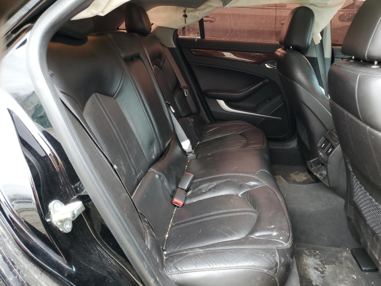 2010 Cadillac CTS - Image 10