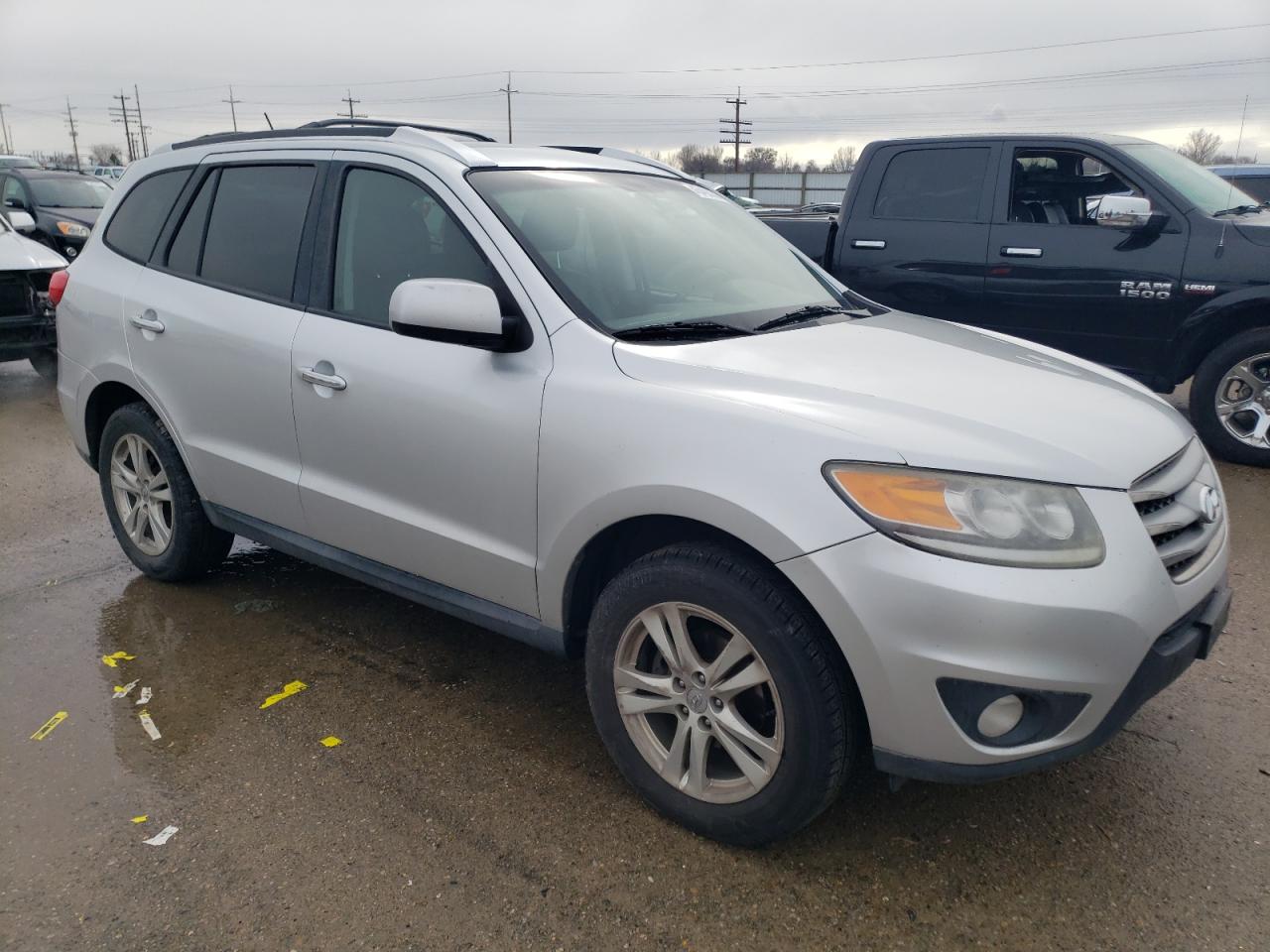 2012 Hyundai Santa Fe - Image 4