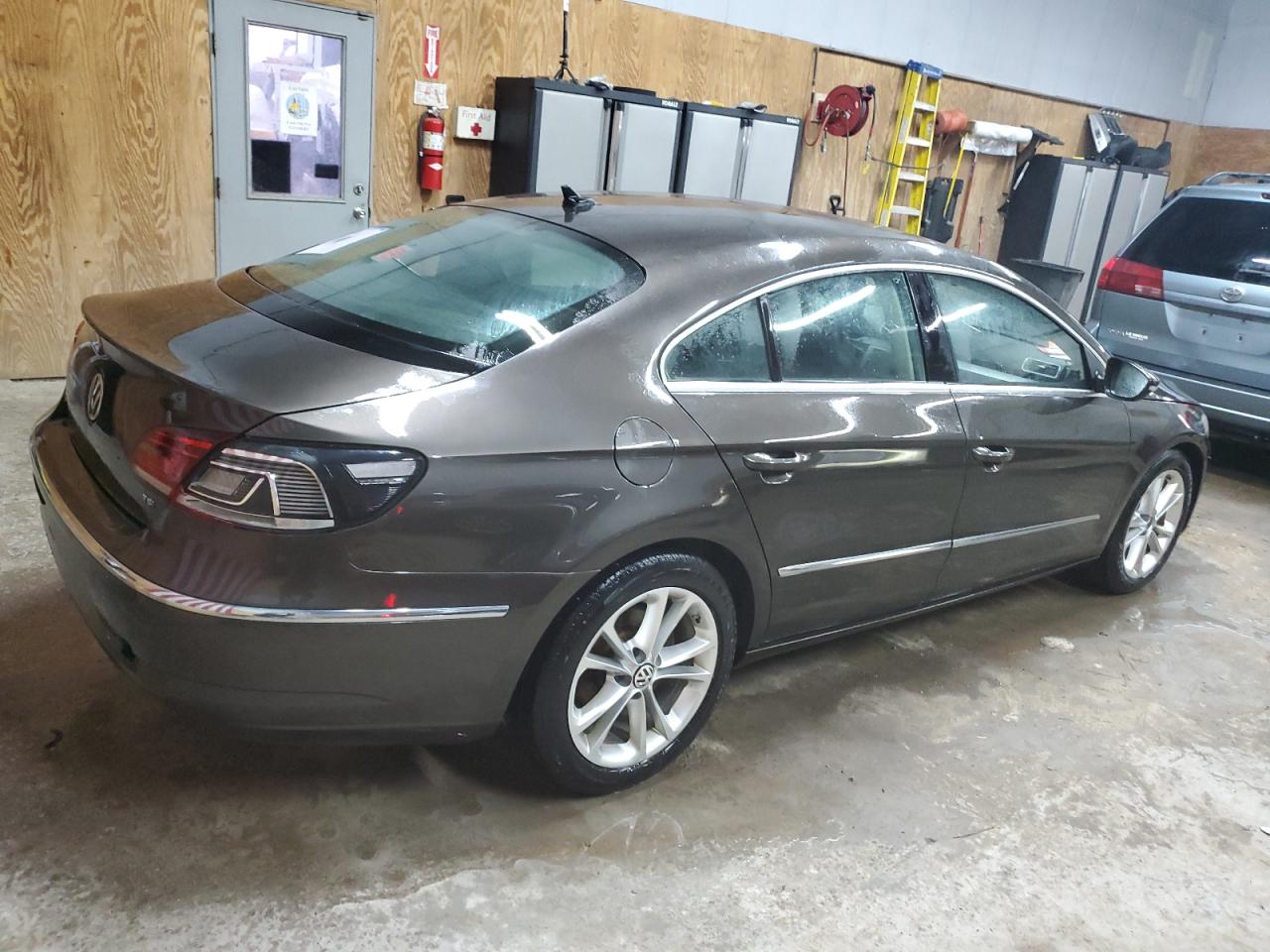 2016 Volkswagen Passat CC - Image 3