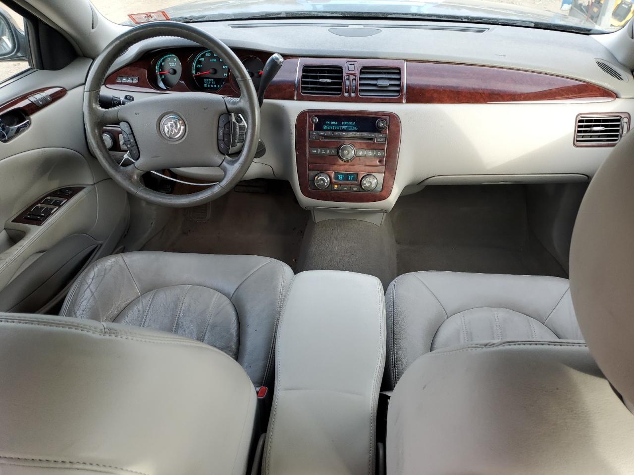 2009 Buick Lucerne - Image 8