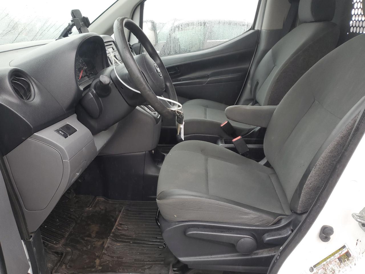 2015 Nissan NV - Image 7