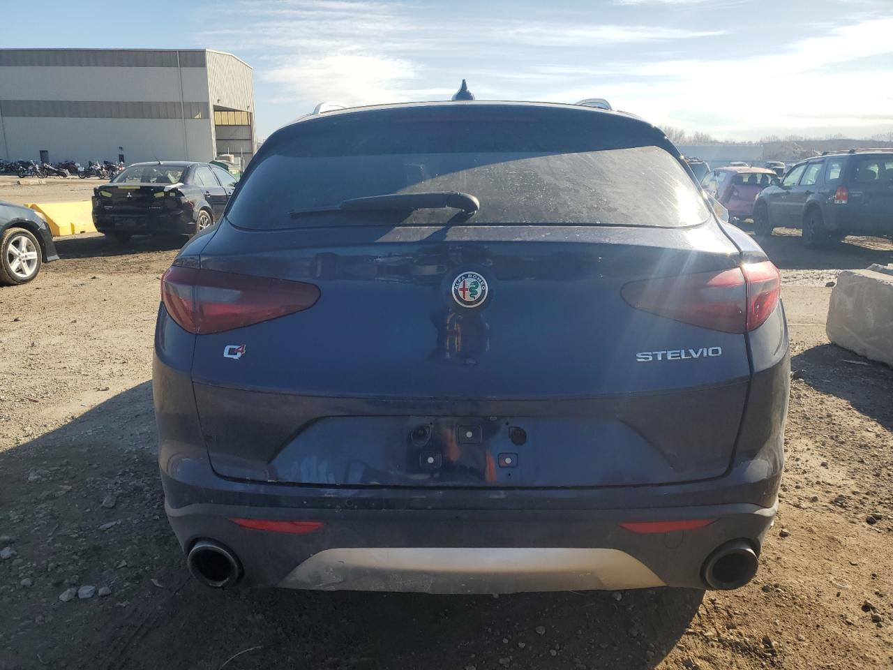 2018 Alfa Romeo Stelvio - Image 6