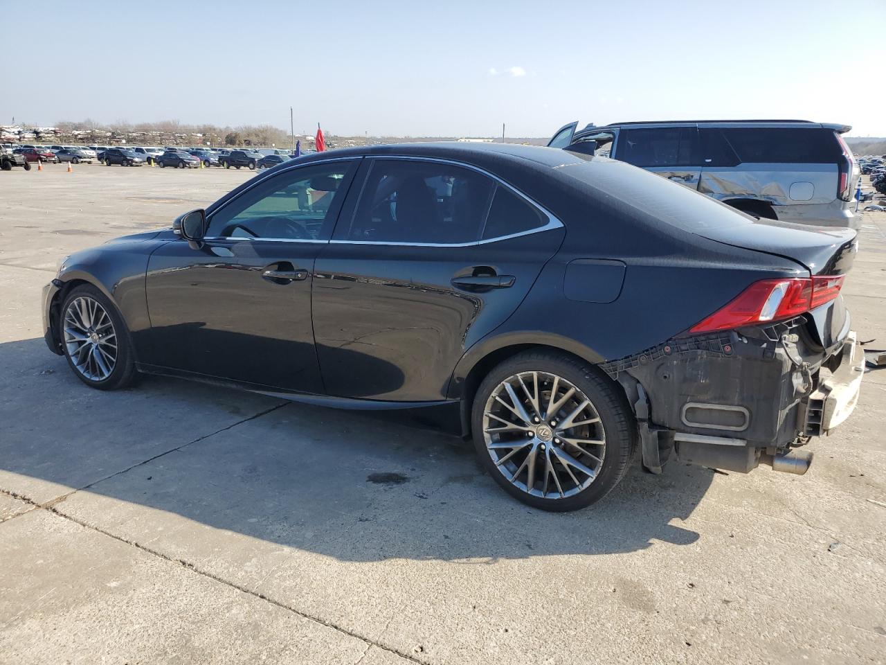 2014 Lexus IS - Image 2