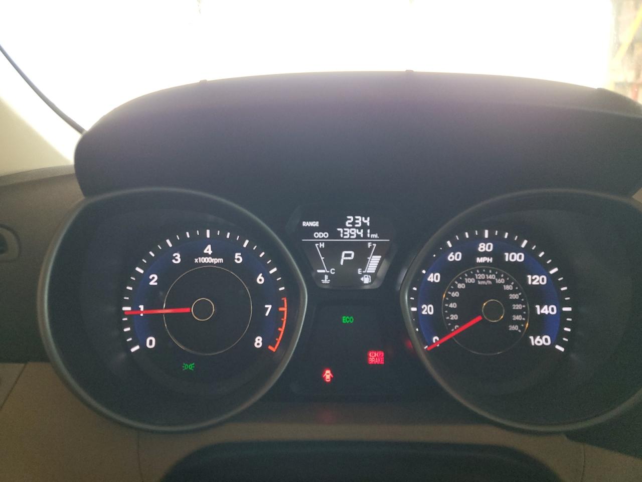 2013 Hyundai Elantra - Image 9