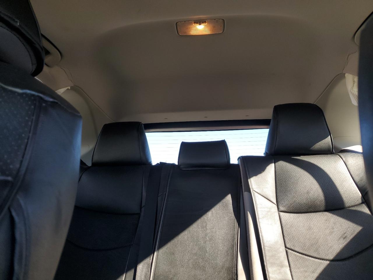 2021 Toyota RAV 4 - Image 10
