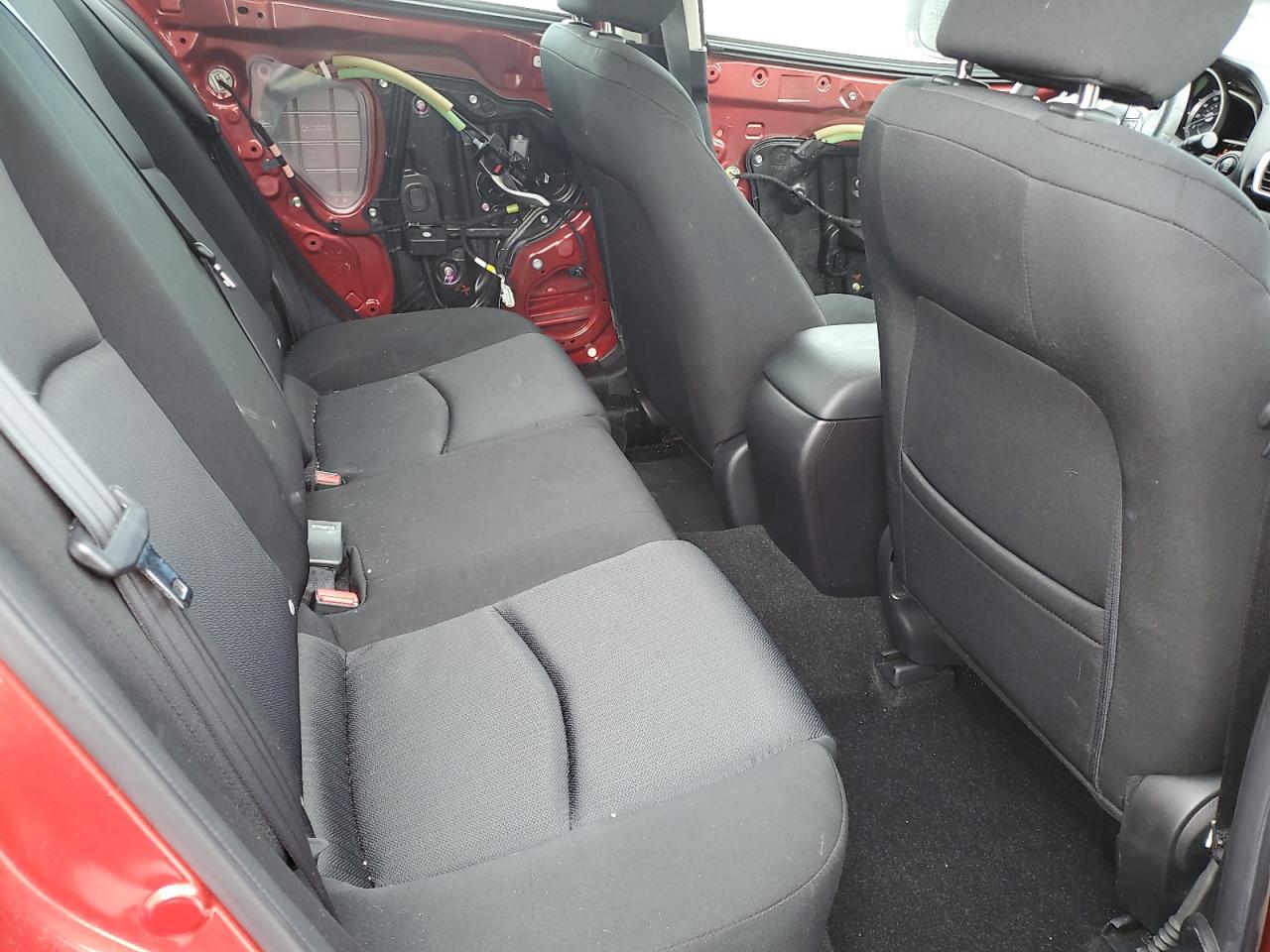 2016 Mazda 3 - Image 10