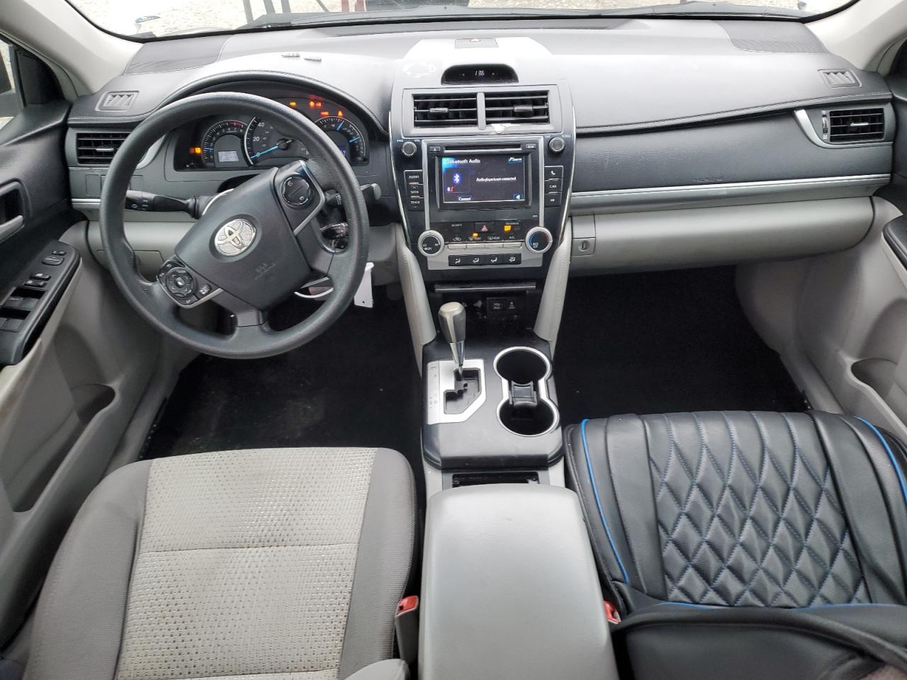 2013 Toyota Camry - Image 8