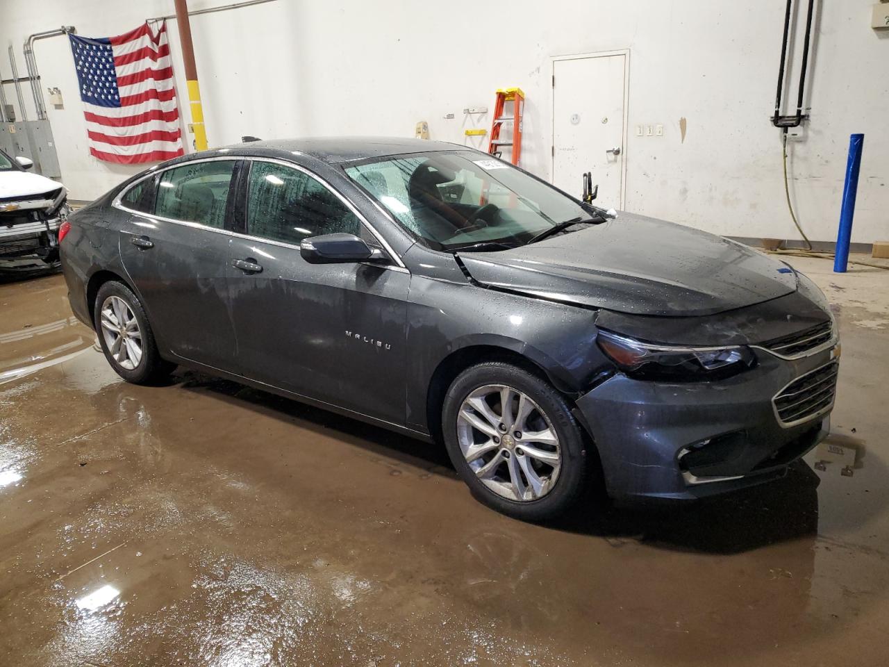 2017 Chevrolet Malibu - Image 4