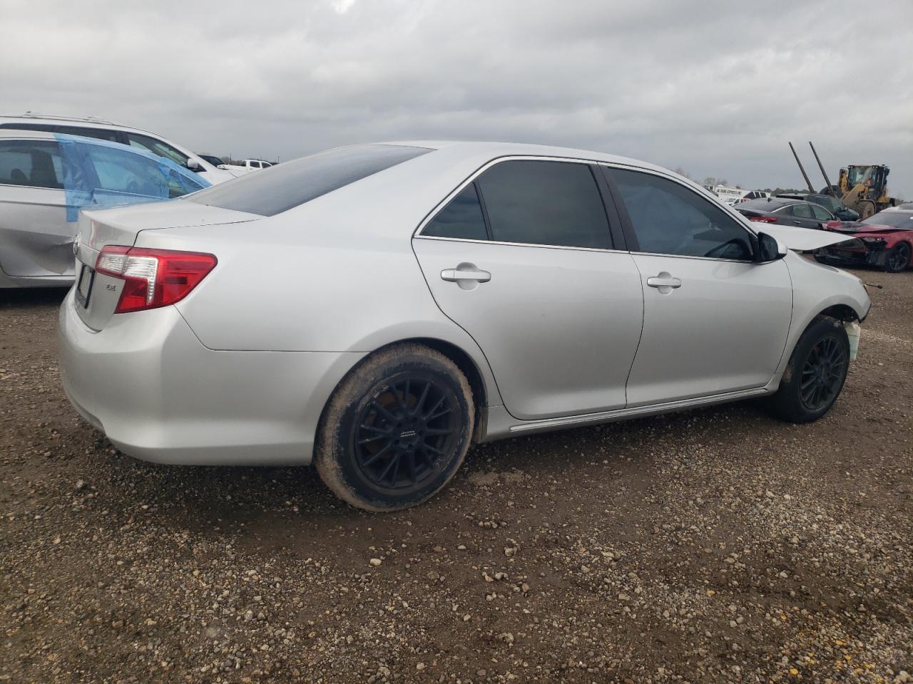 2014 Toyota Camry - Image 3
