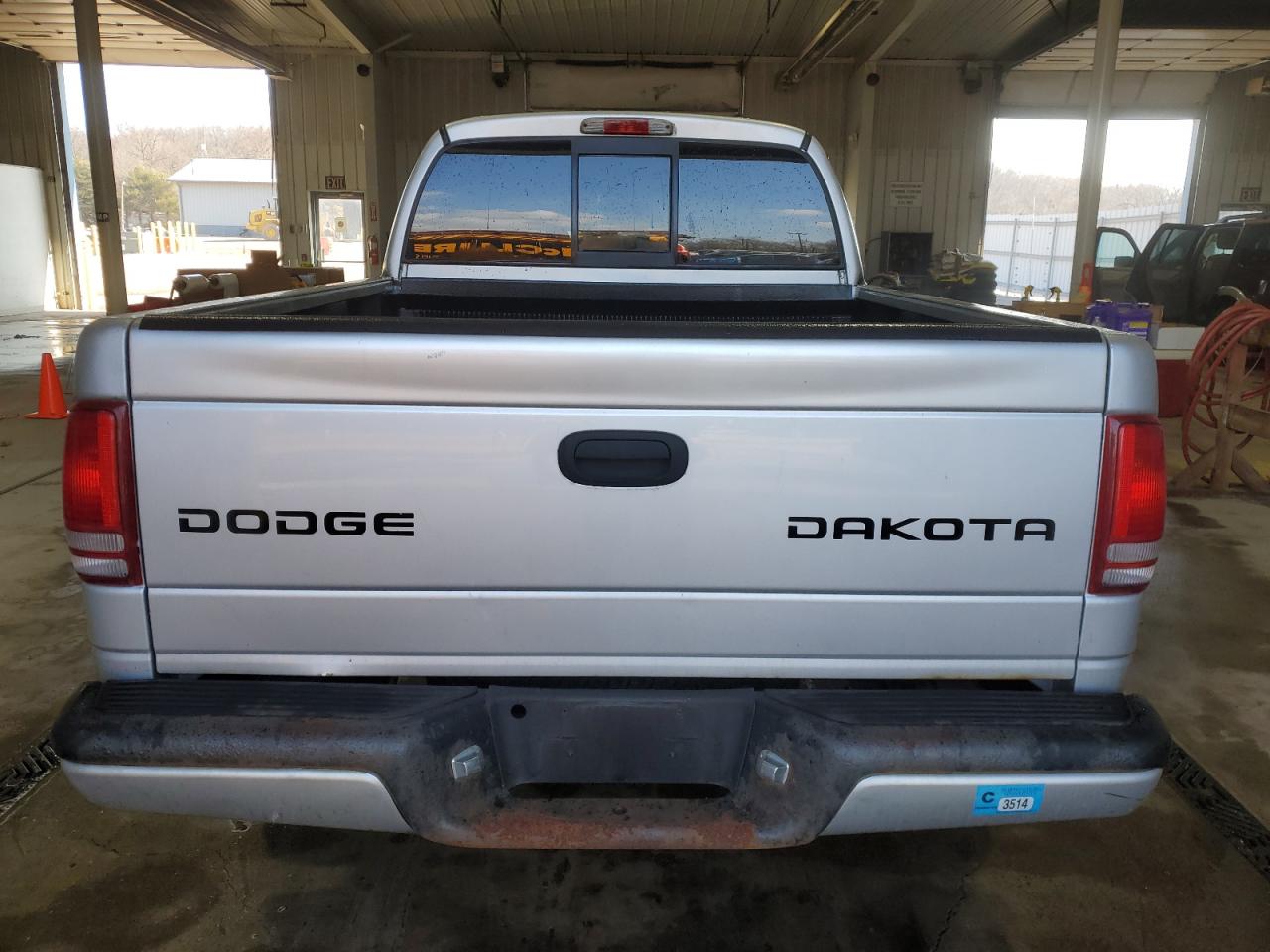 2003 Dodge Dakota - Image 6
