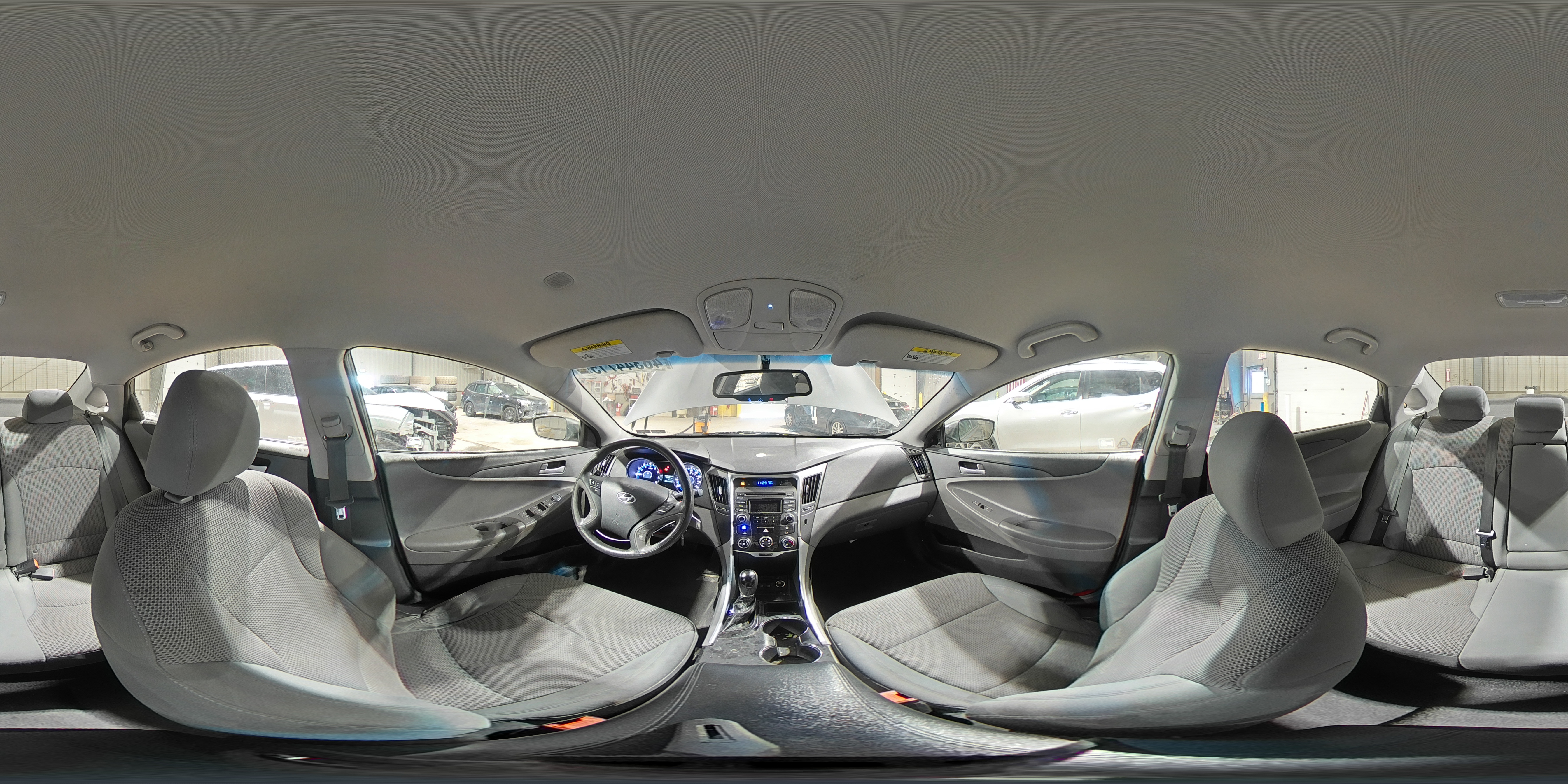 2014 Hyundai Sonata - Image 13
