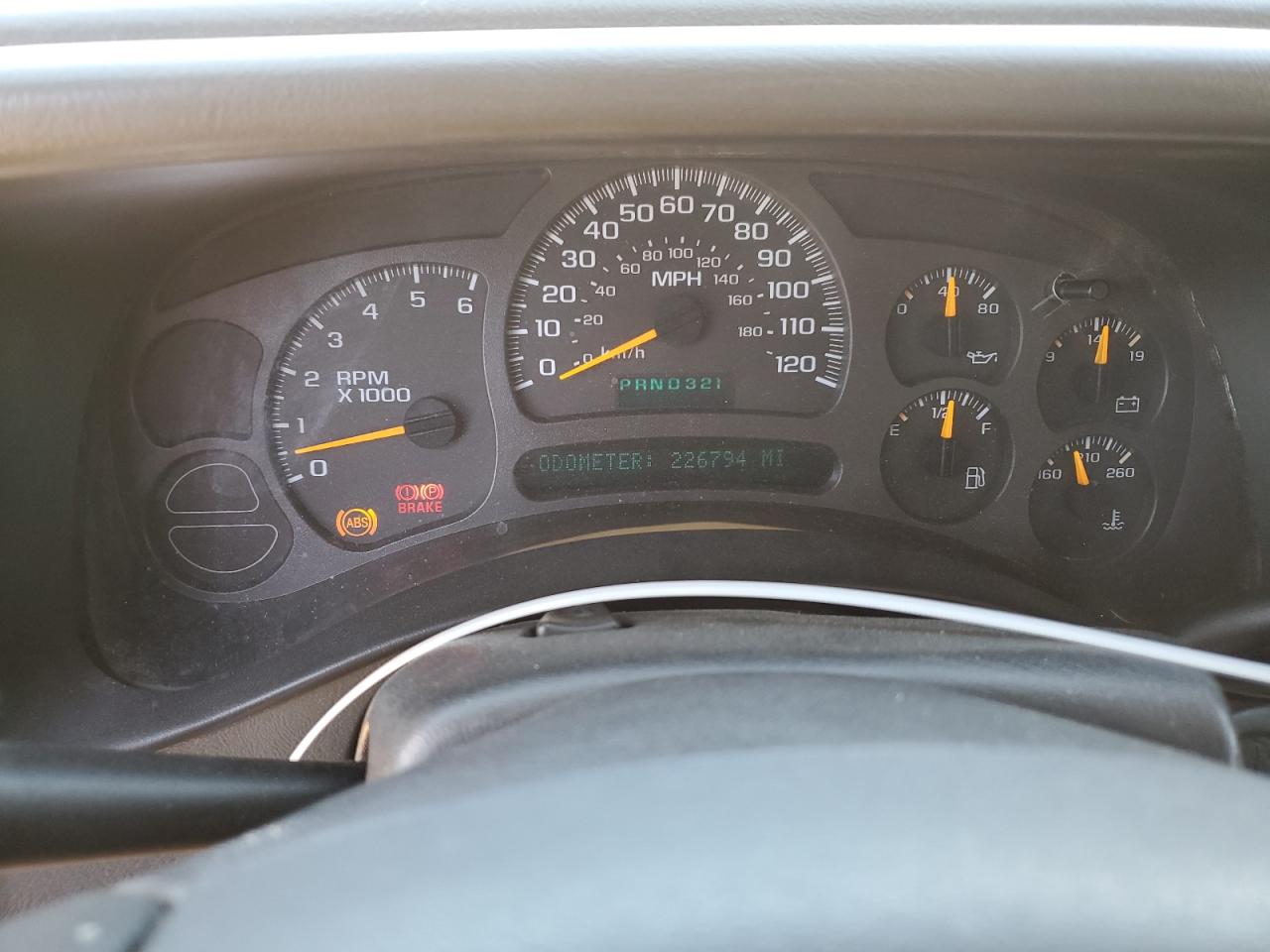 2004 Chevrolet Avalanche - Image 9