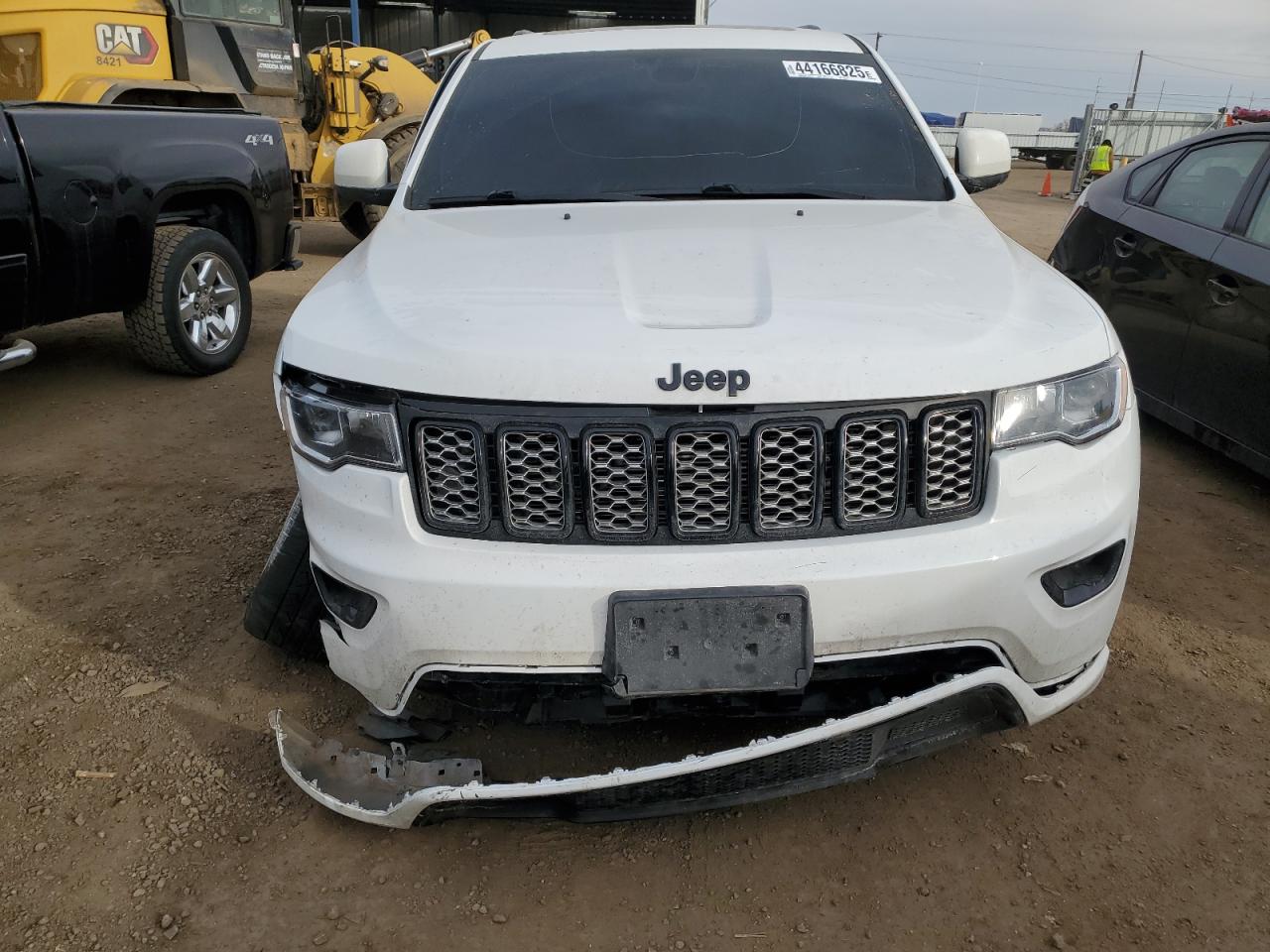 2018 Jeep Grand Cherokee - Image 5