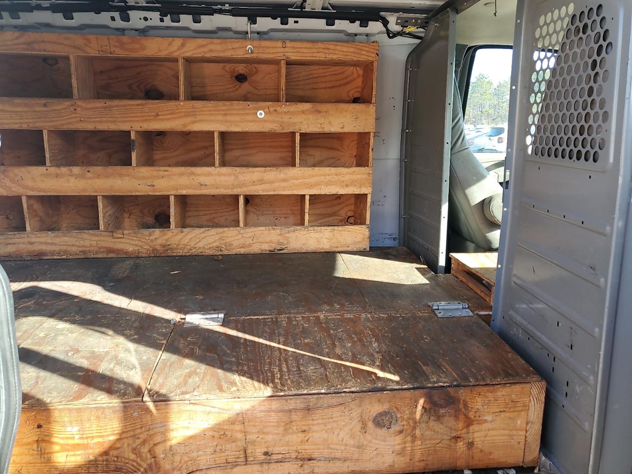 2019 Chevrolet Express G2500 VIN: 1GCWGAFP8K1237252 Lot: 46434275