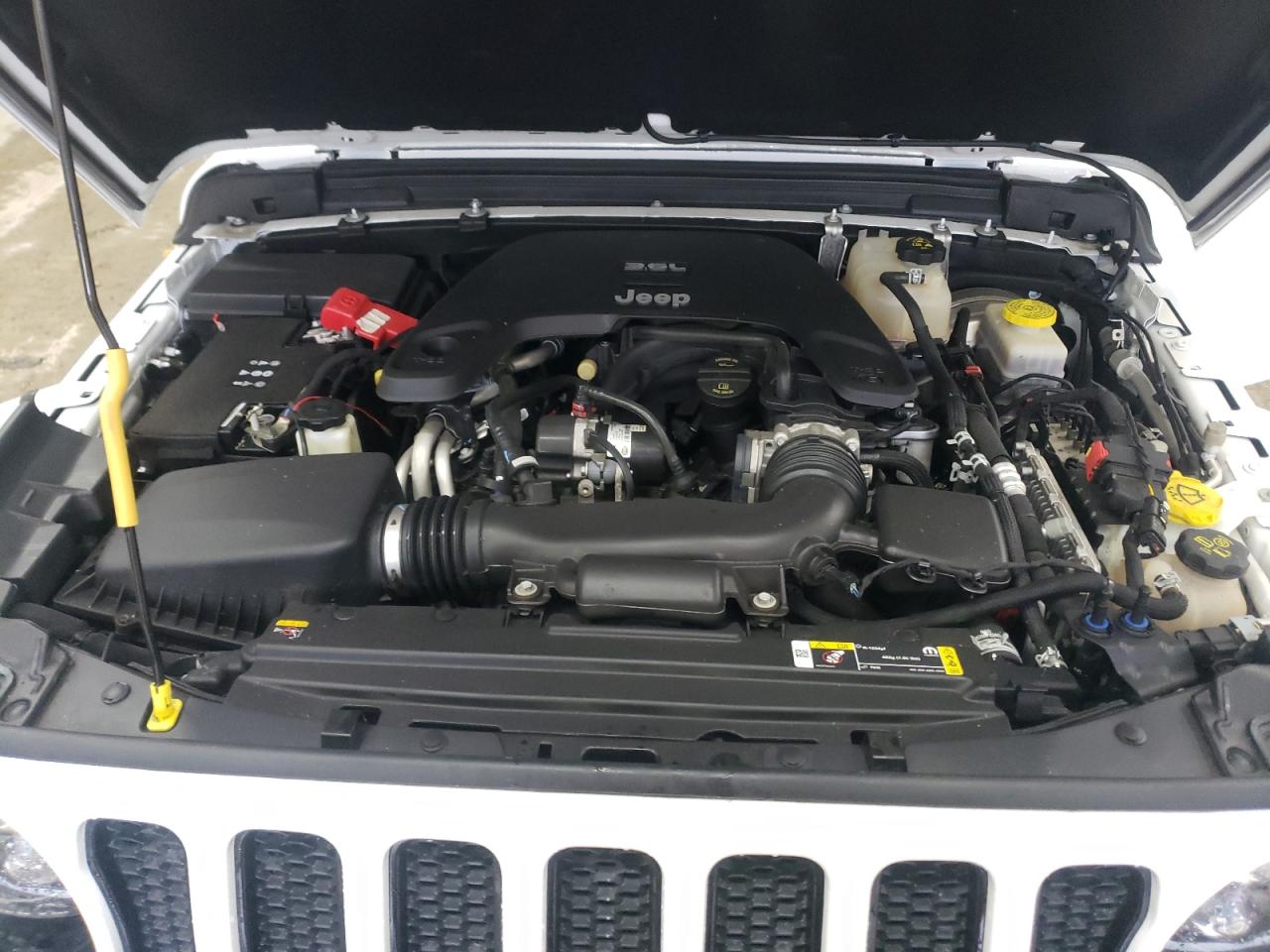 2021 Jeep Wrangler - Image 12