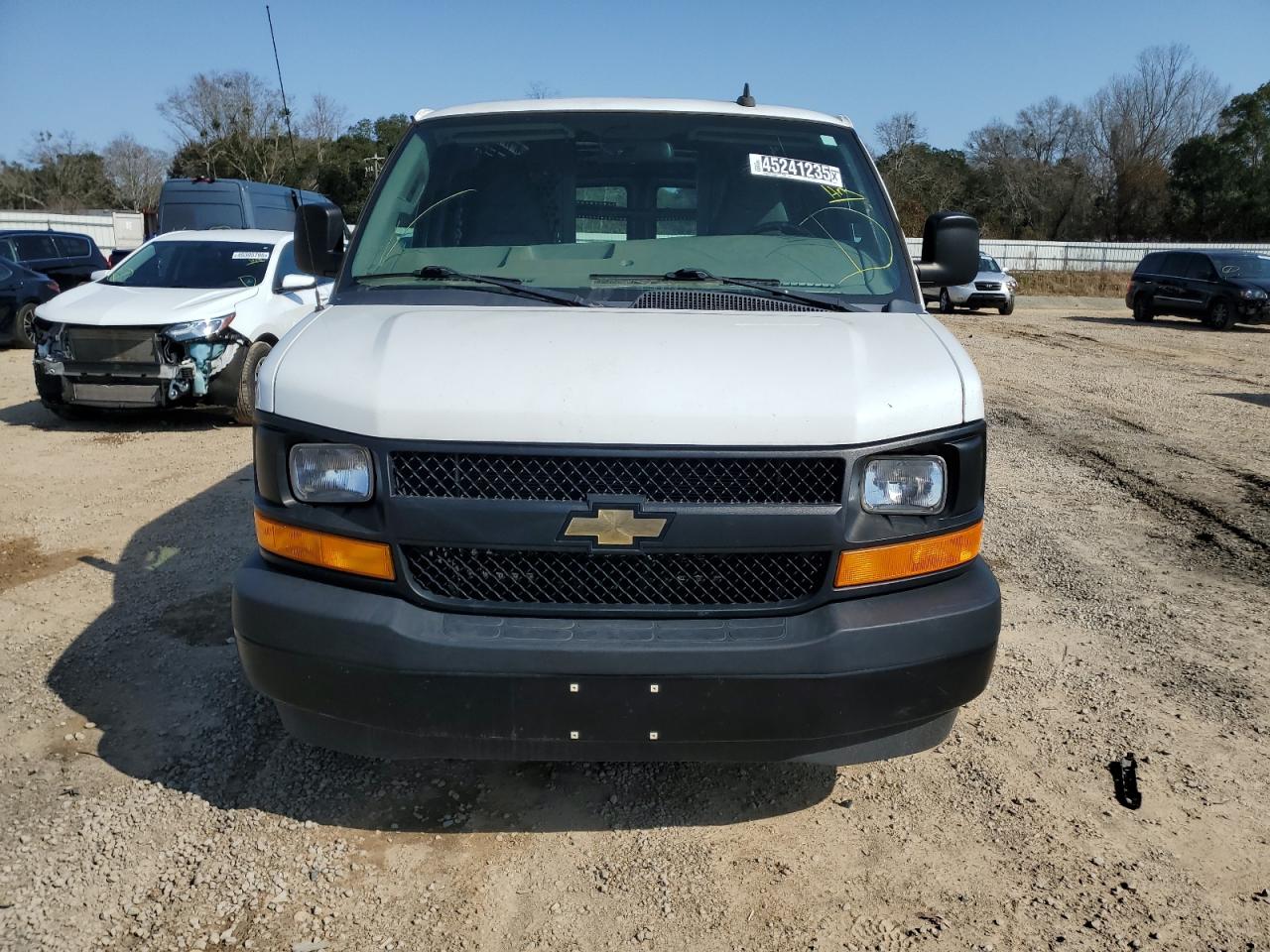 2017 Chevrolet Express - Image 5