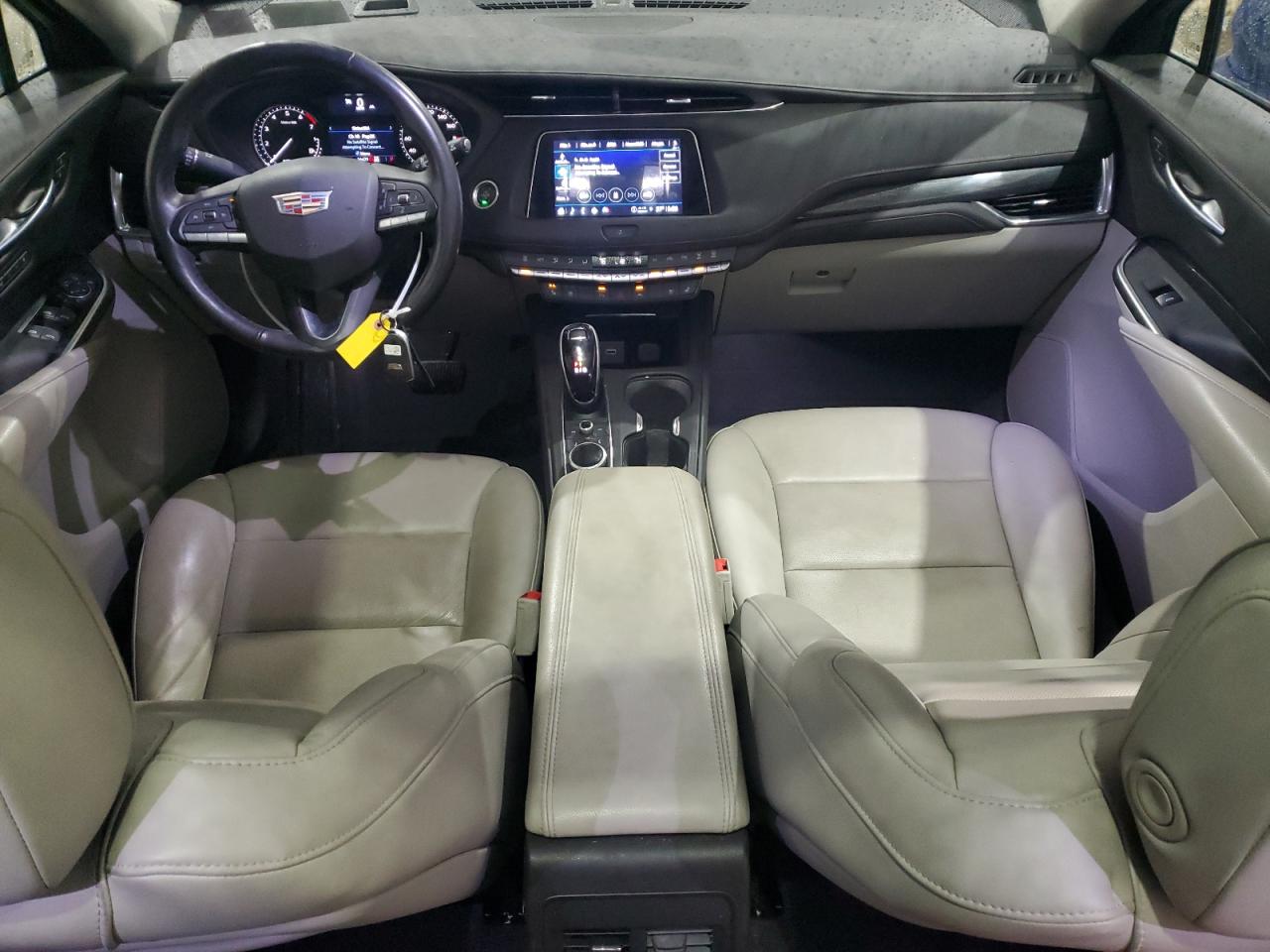 2021 Cadillac XT4 - Image 8