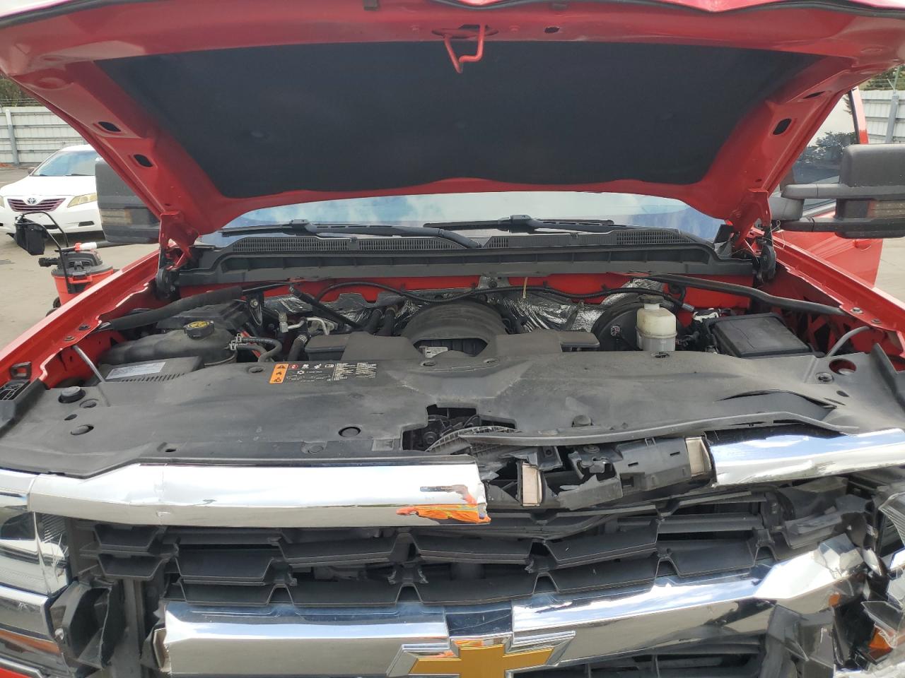 2018 Chevrolet Silverado - Image 12