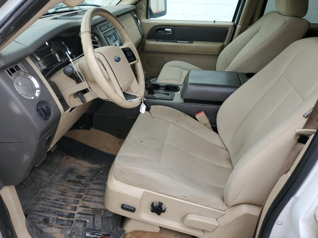 2011 Ford Expedition - Image 7