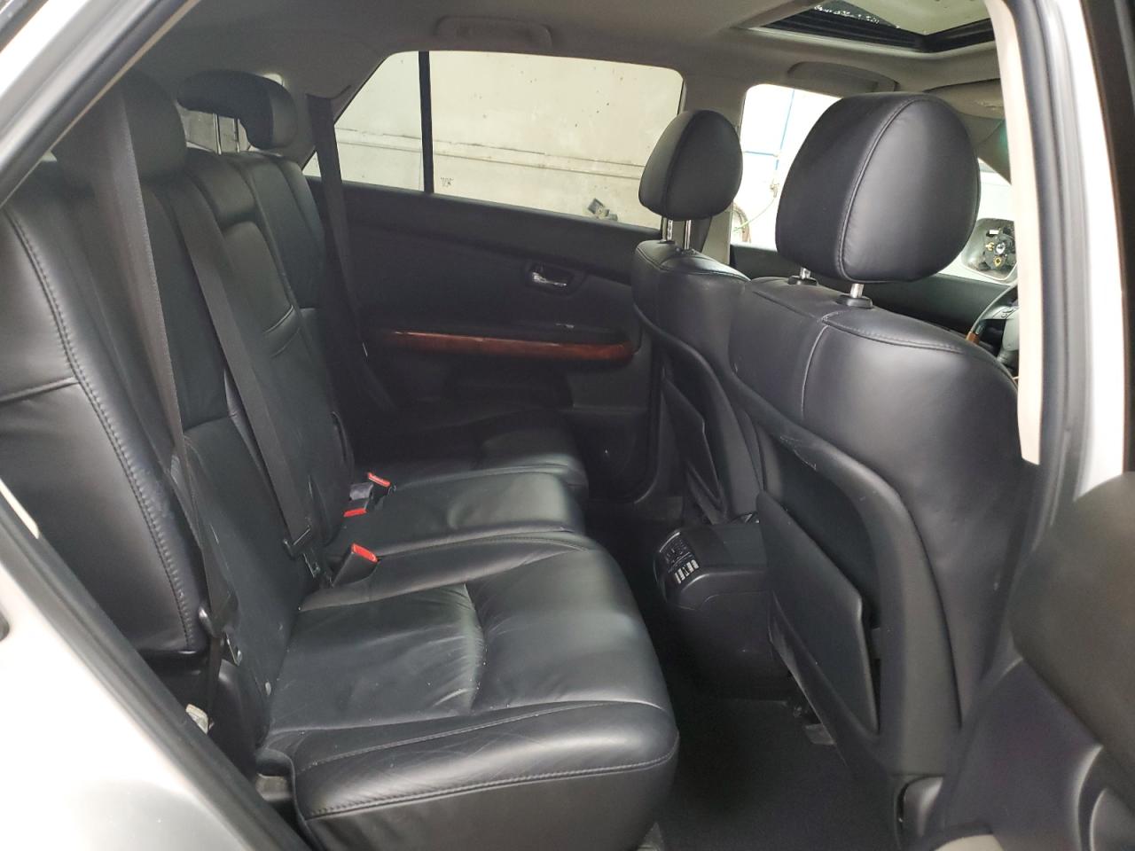 2009 Lexus RX - Image 11