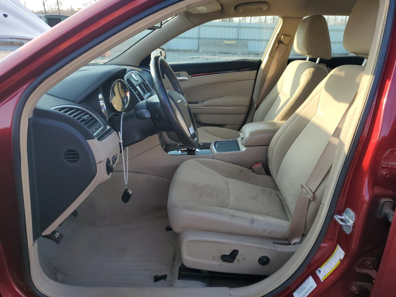 2012 Chrysler 300 - Image 7