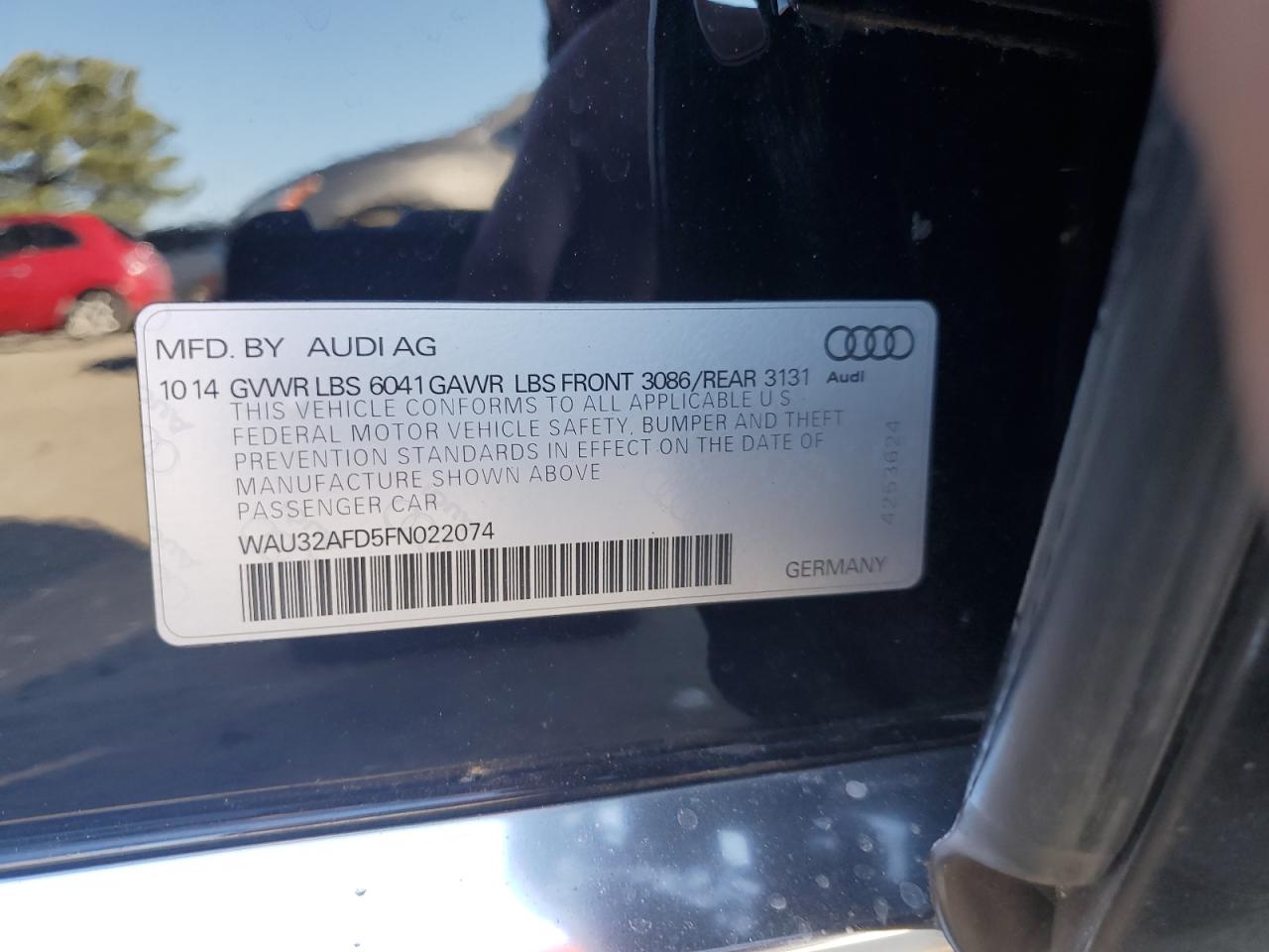 2015 Audi A8 - Image 12